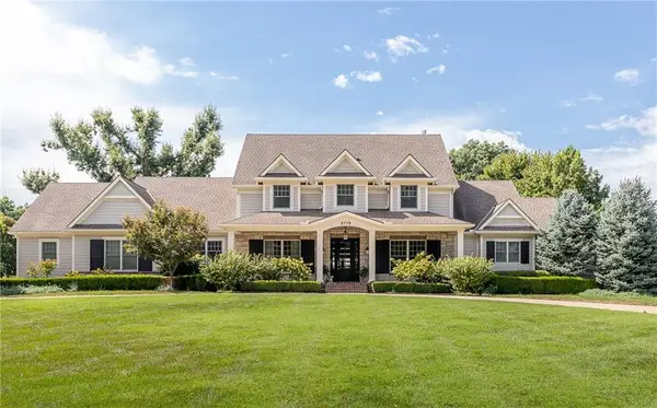 8778 Alhambra Street, Prairie Village, KS 66207
