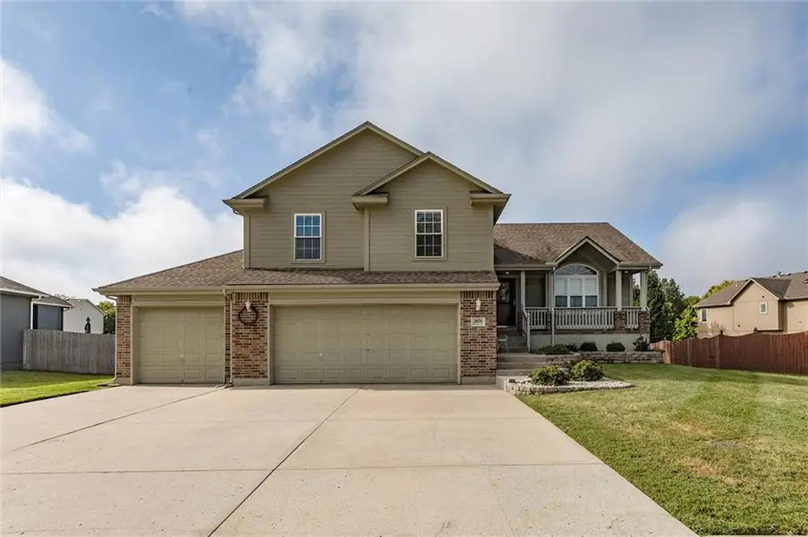 1804 Winchester Drive, Pleasant Hill, MO 64080 - #2
