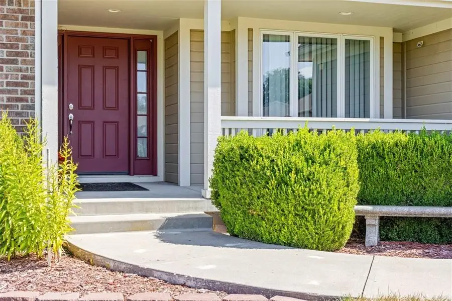 16109 Bluegrass Court, Belton, MO 64012 - #2