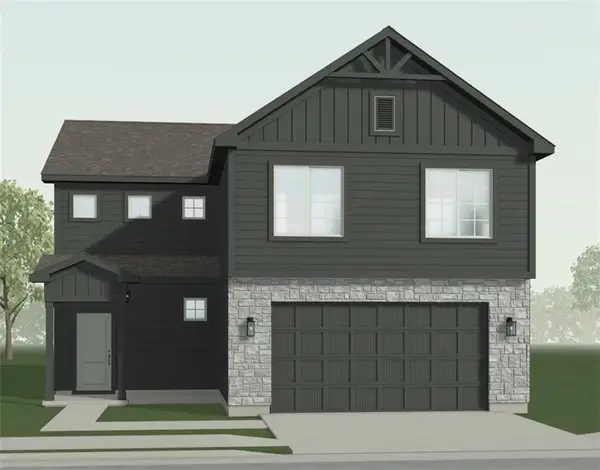 12608 S Parkwood Lane, Lee's Summit, MO 64086