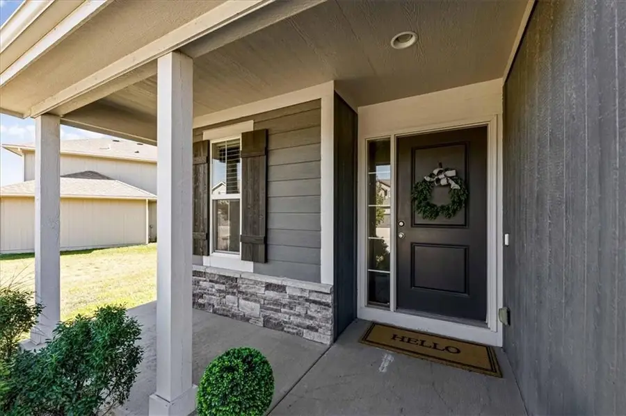 25137 W 147th Court, Olathe, KS 66061 - #2