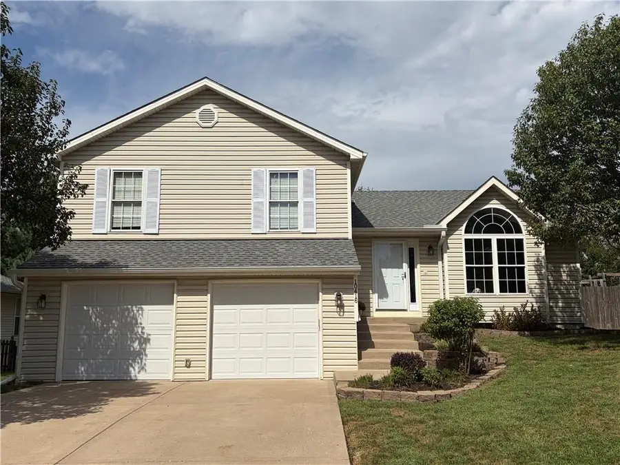 10416 NW 87th Street, Kansas City, MO 64153 - #2