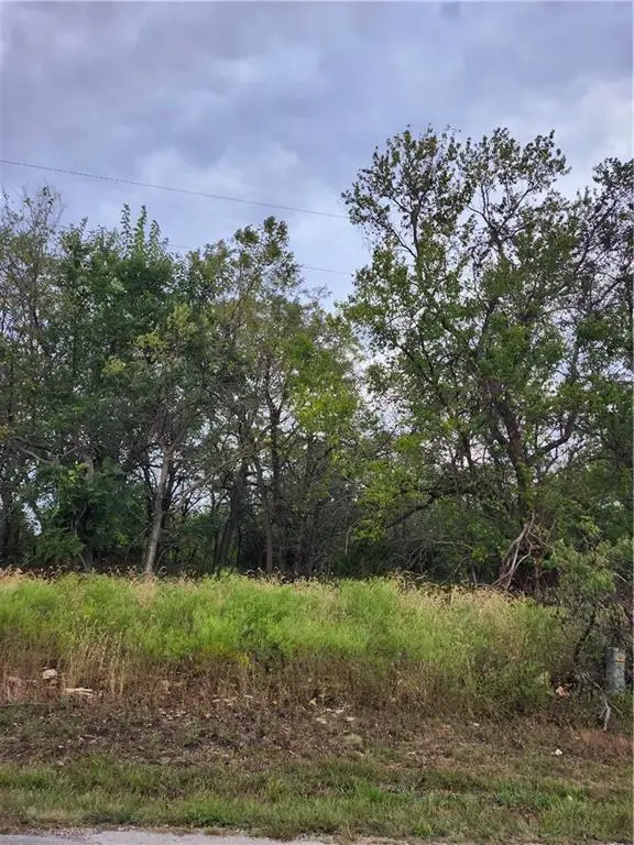 117 Linn Valley Boulevard, Linn Valley, KS 66040 - #2