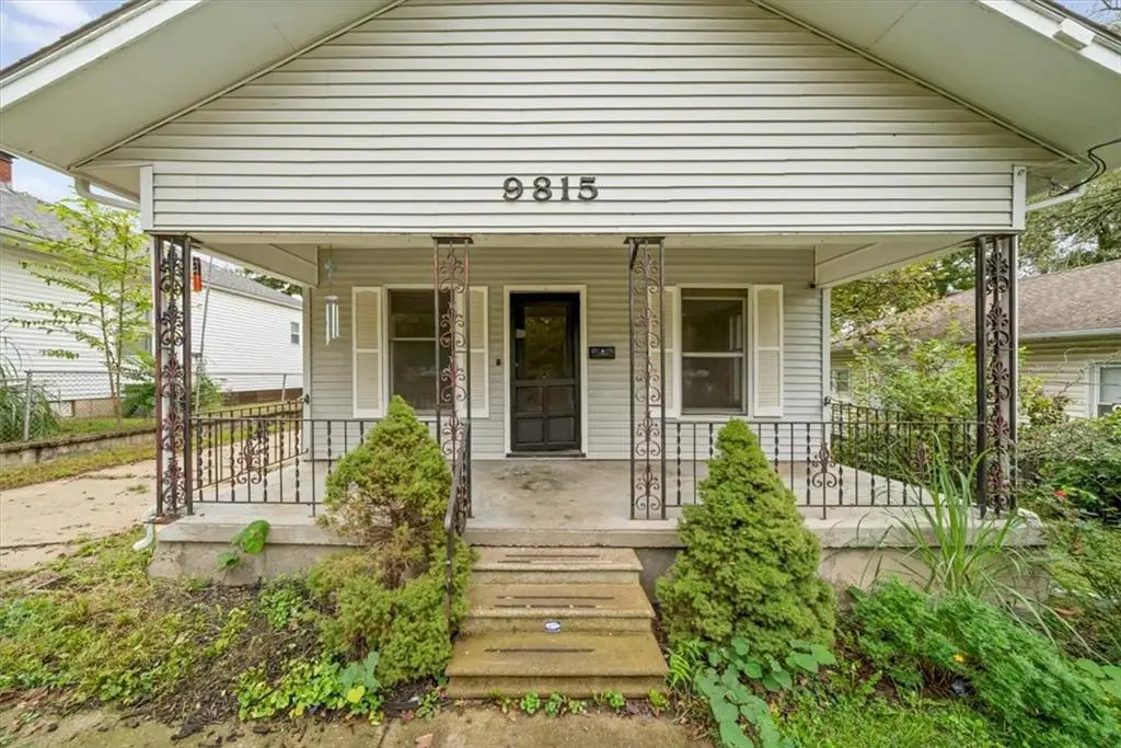 9815 E 9th Street S, Independence, MO 64053 - #1