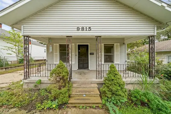 9815 E 9th Street S, Independence, MO 64053