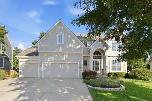5320 W 160 Street, Overland Park, KS 66085