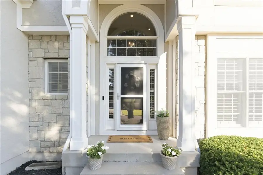 5320 W 160 Street, Overland Park, KS 66085 - #3