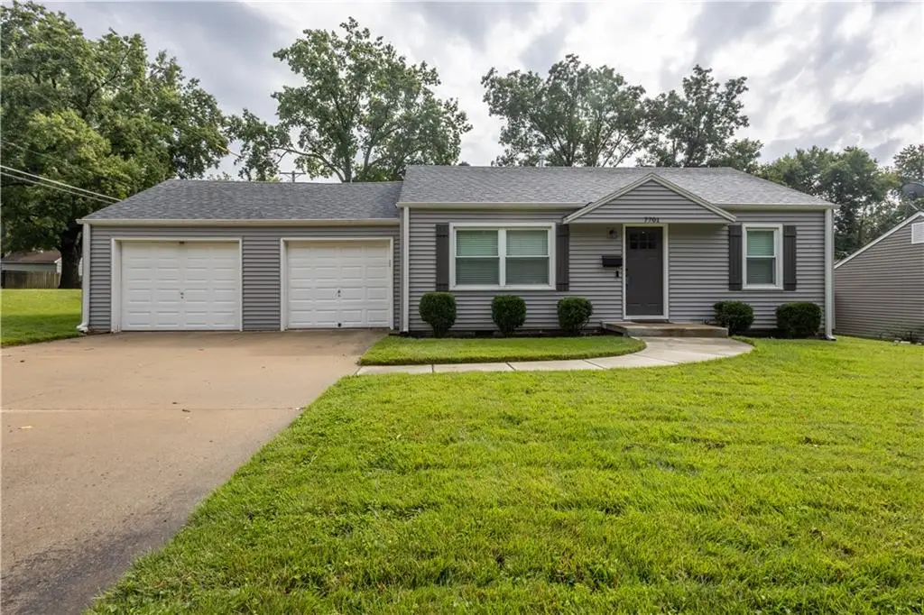 7701 Newton Street, Overland Park, KS 66204 - #1