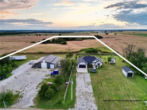 12127 Hoffman Avenue, Ionia, MO 65335