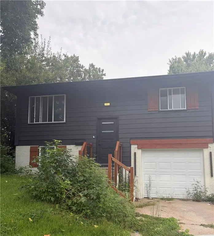 8632 E 97th Terrace, Kansas City, MO 64134 - #1