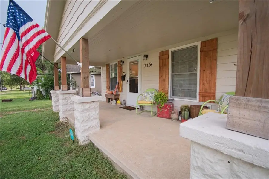 1116 4th Street, Osawatomie, KS 66064 - #2