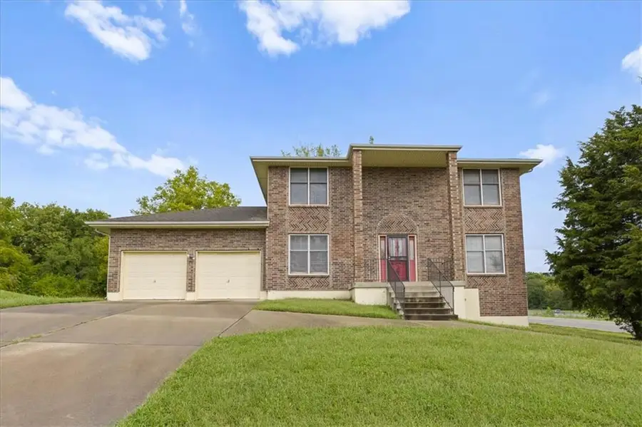 7200 E 69th Street, Kansas City, MO 64133 - #3