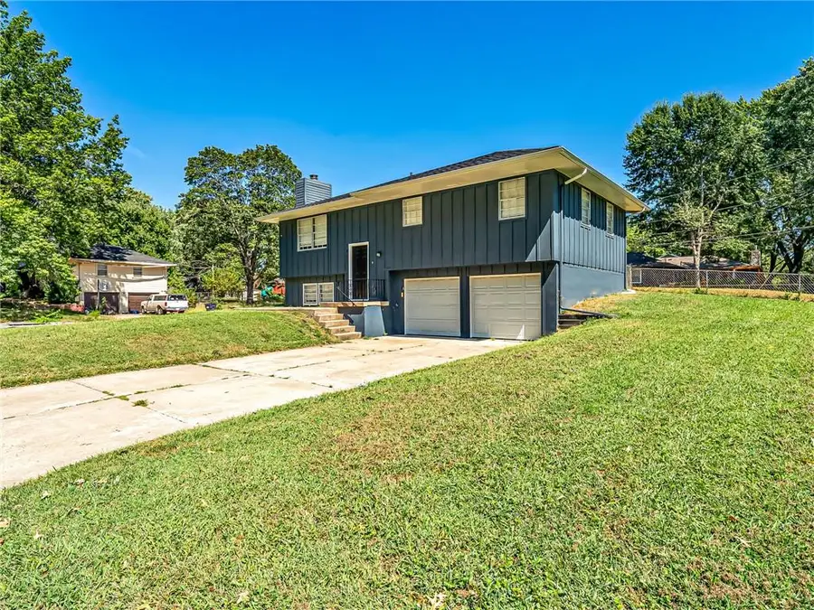 1400 SW Speas Drive, Blue Springs, MO 64014 - #2