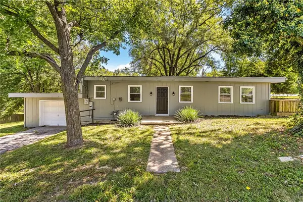 5807 NE Gunn Street, Kansas City, MO 64119