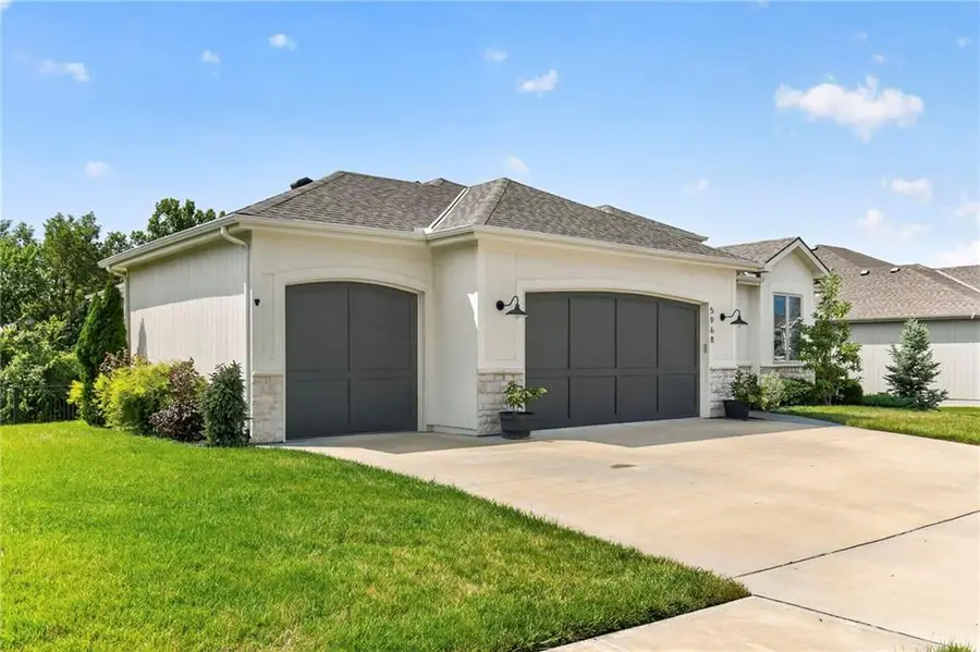 5968 Oak Creek Court, Parkville, MO 64152 - #2