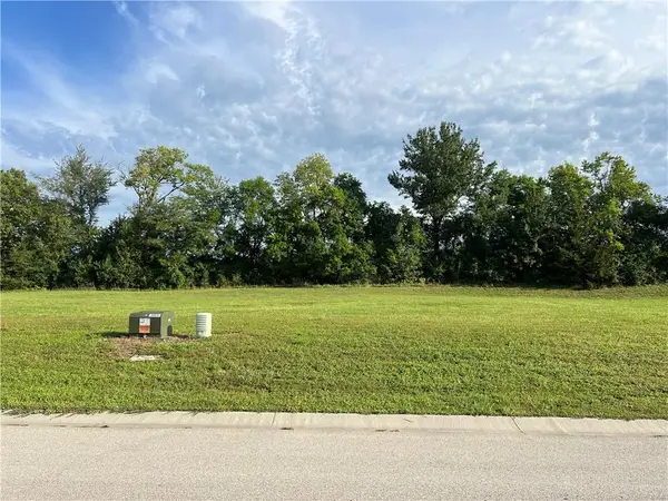 202 Melinda Drive, Kearney, MO 64060