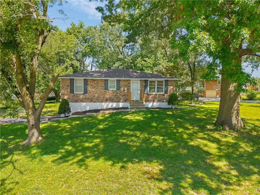 800 NE 113th Terrace, Kansas City, MO 64155 - #2