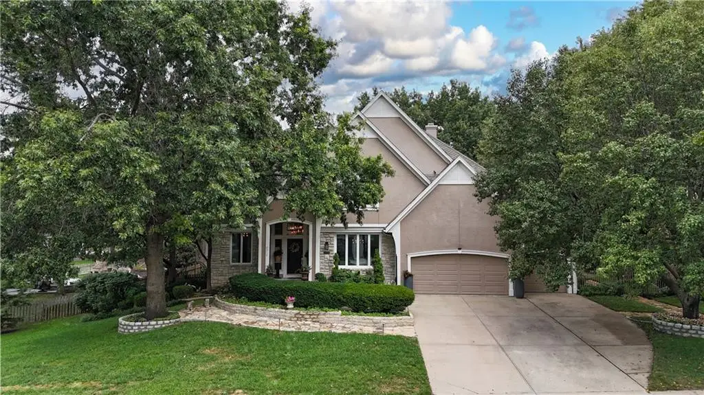 8512 W 139th Street, Overland Park, KS 66223 - #1