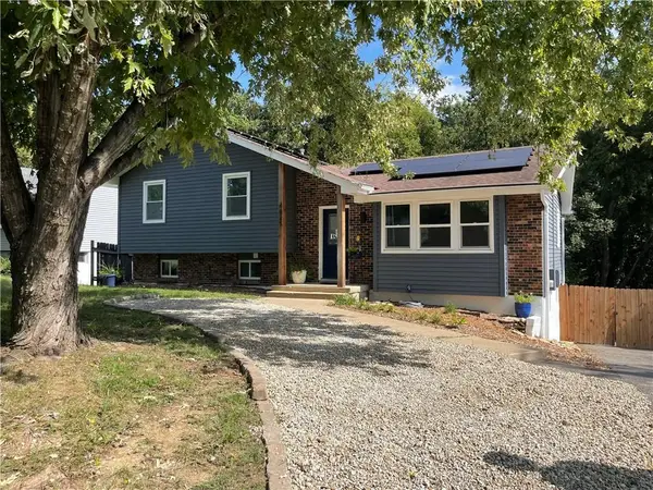 4825 N Revere Drive, Kansas City, MO 64151