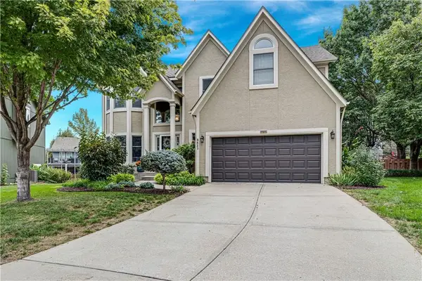 8623 Haven Street, Lenexa, KS 66219