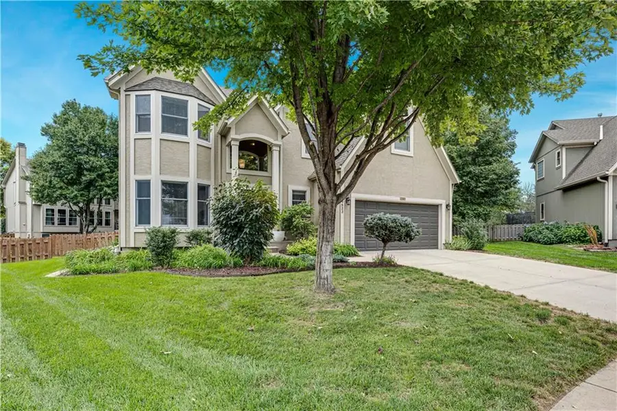 8623 Haven Street, Lenexa, KS 66219 - #2