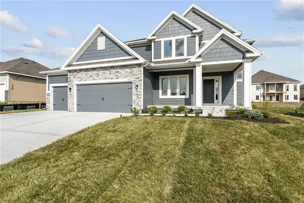 11117 N Bristol Avenue, Kansas City, MO 64156