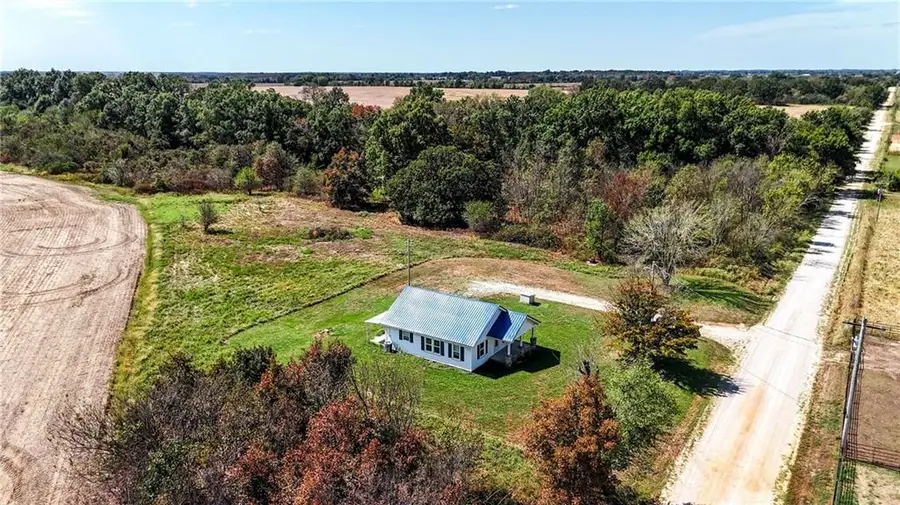 4956 East 800 Road, El Dorado Springs, MO 64744 - #3
