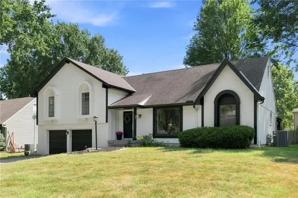 12021 W 100th Street, Lenexa, KS 66215