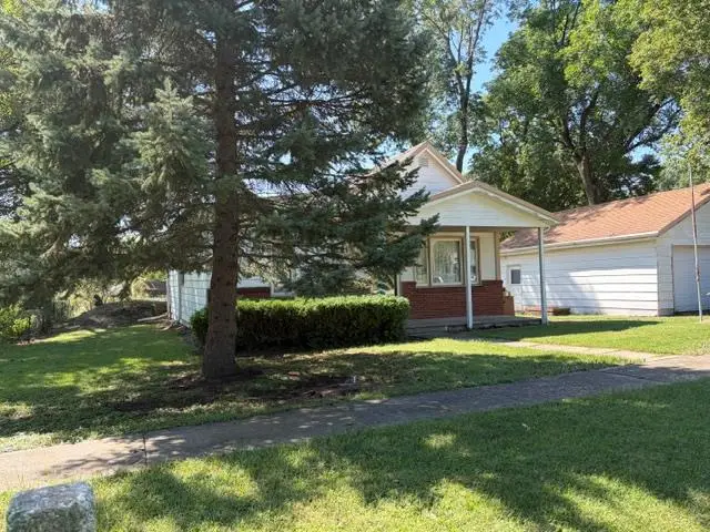 103 E 4th Street, Muscotah, KS 66058 - #2