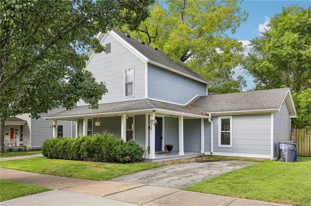 325 S Cherry Street, Olathe, KS 66061 - #1