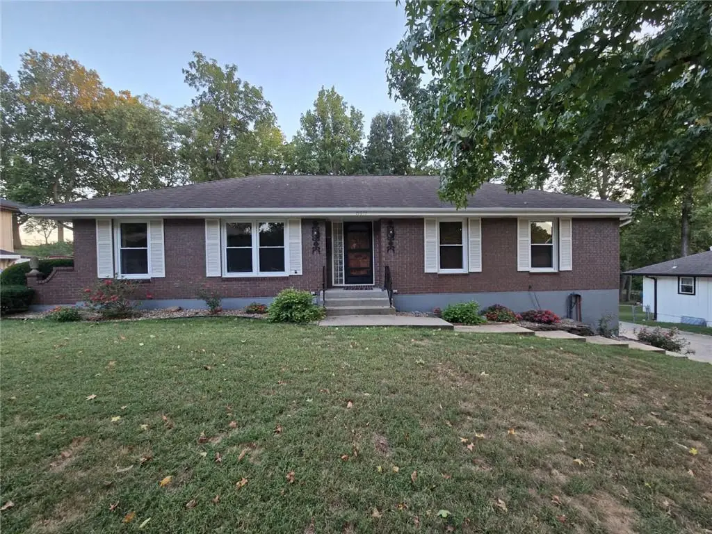 15917 E 41st Street, Independence, MO 64055 - #1