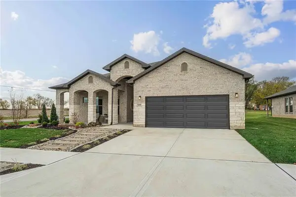 22675 W 89th Street, Lenexa, KS 66227