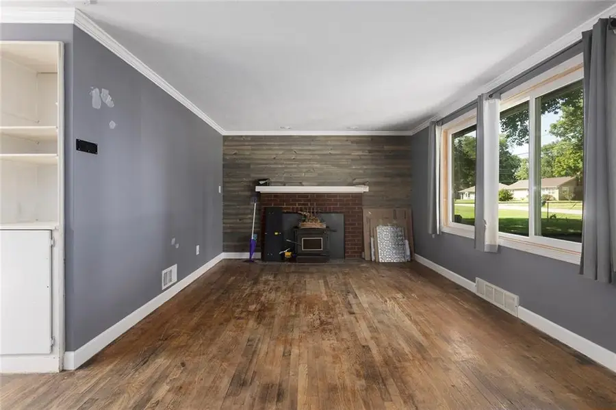 8601 E 81st Terrace, Raytown, MO 64138 - #2