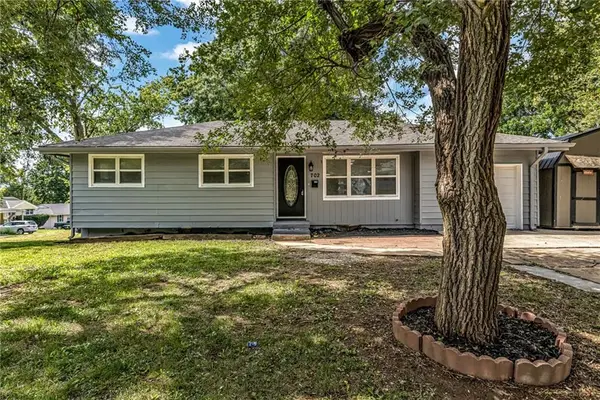 702 Mulberry Street, Belton, MO 64012