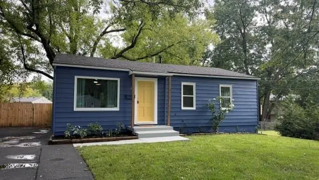 1503 N Hocker Avenue, Independence, MO 64050 - #1