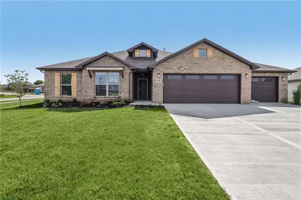 6634 Mccormick Drive, Shawnee, KS 66226
