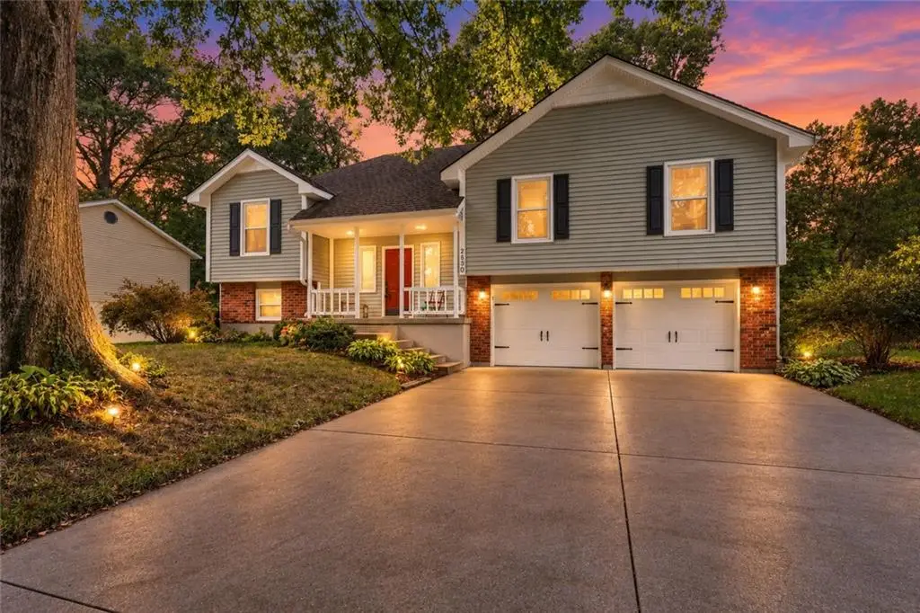 2830 Sweet Briar Drive, Independence, MO 64057 - #1