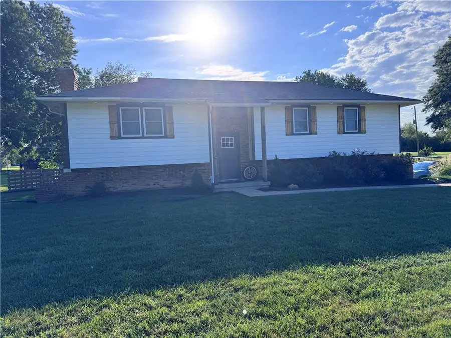 3609 N 154th Terrace, Basehor, KS 66007 - #2