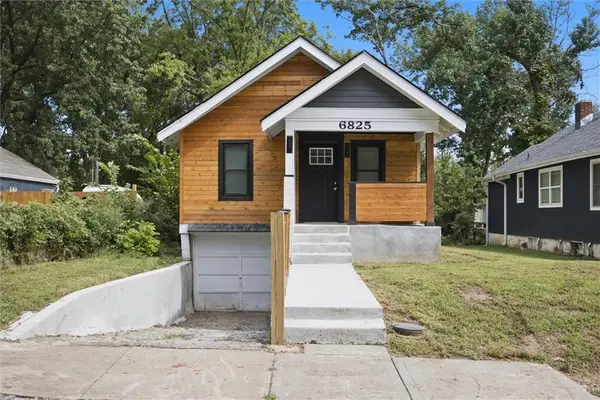 6825 S Benton Avenue, Kansas City, MO 64132