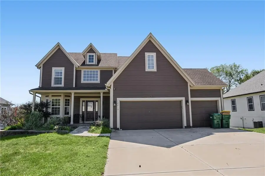 12213 Clubhouse Drive, Kansas City, KS 66109 - #2