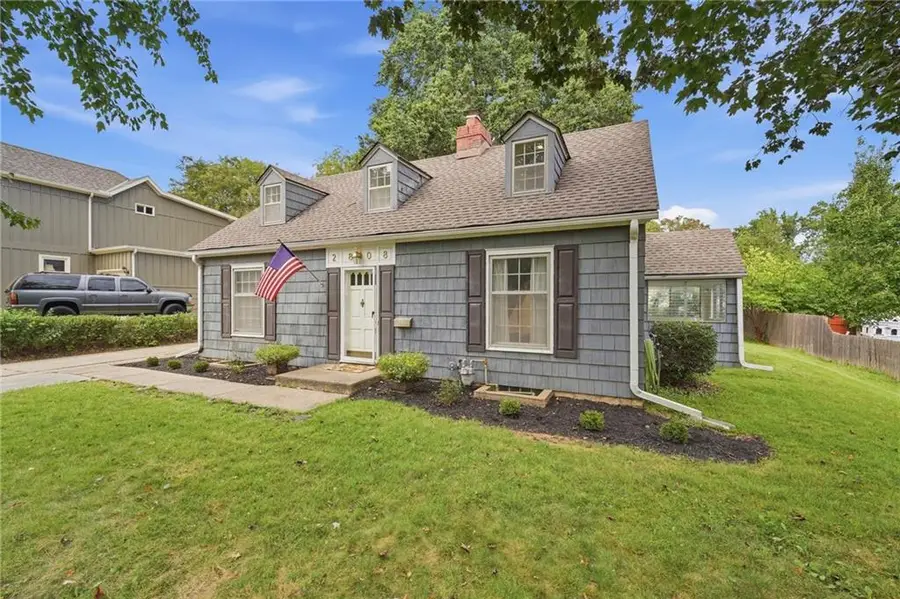 2808 W 51st Terrace, Westwood, KS 66205 - #3