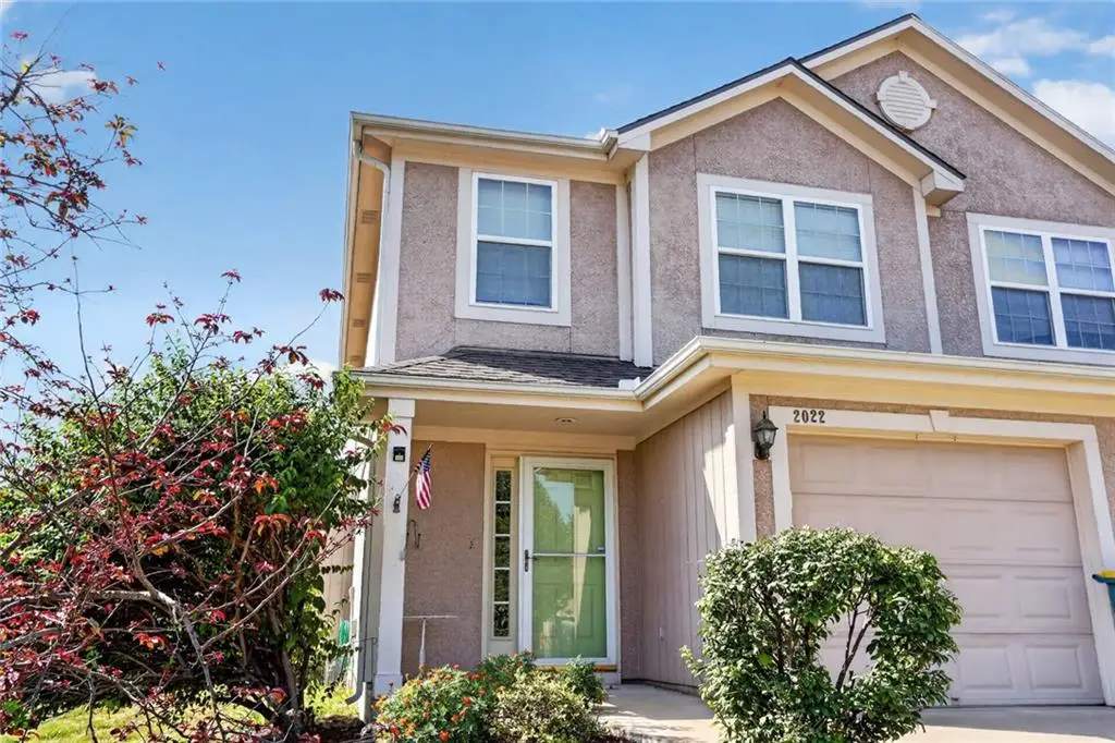 2022 Madison Drive, Bonner Springs, KS 66012 - #1
