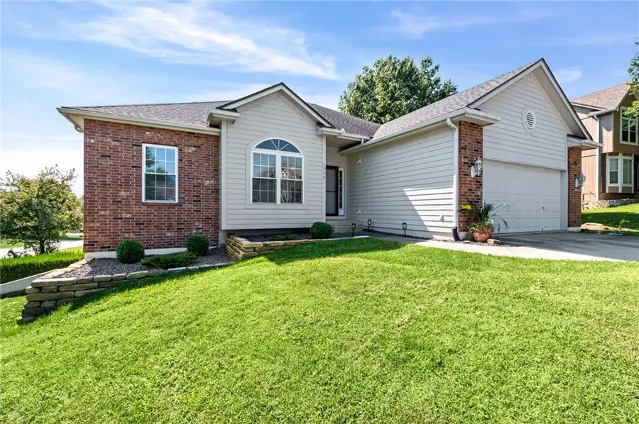 1608 NE Craigievar Court, Blue Springs, MO 64014 - #2