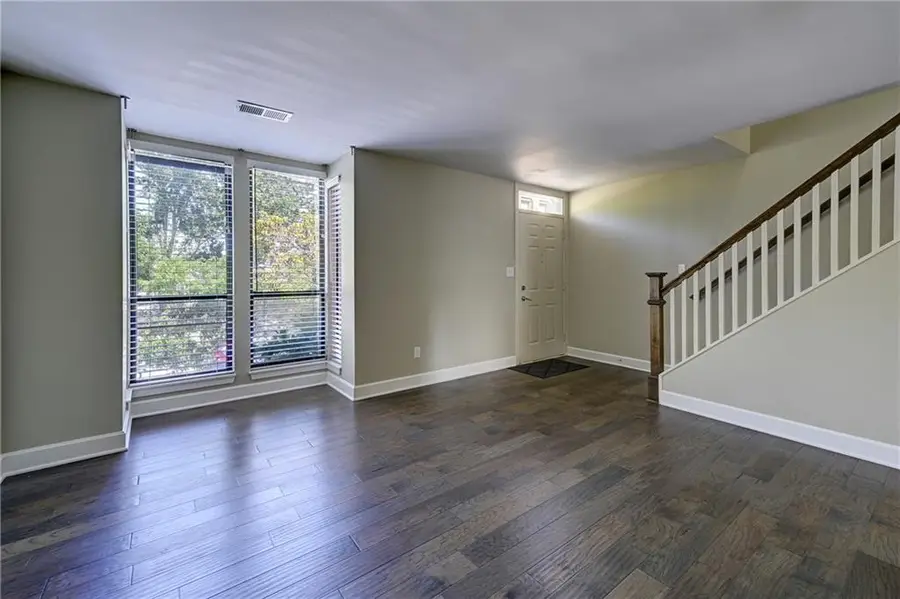 431 W 10th Street, Kansas City, MO 64105 - #2