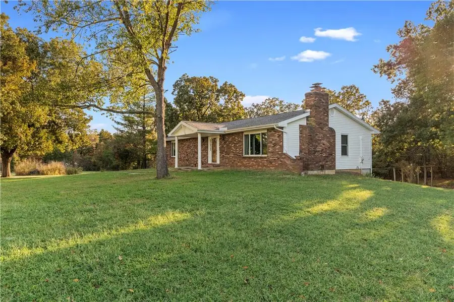 23672 S Bb Highway, Nevada, MO 64772 - #2