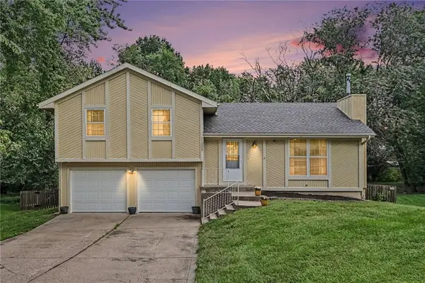 11225 N Tracy Avenue, Kansas City, MO 64155