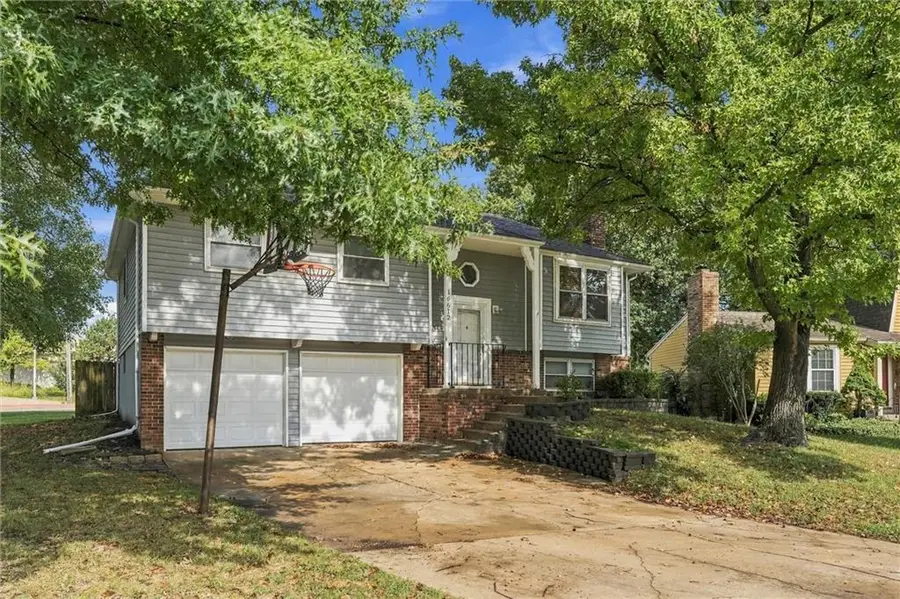 16612 W 125th Street, Olathe, KS 66062 - #2