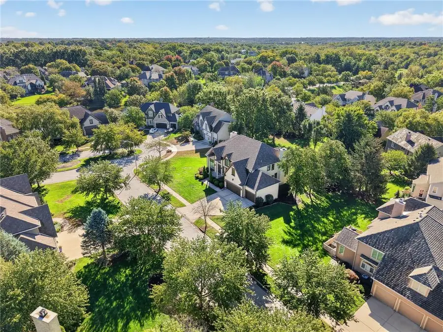 4549 W 141st Terrace, Leawood, KS 66224 - #2
