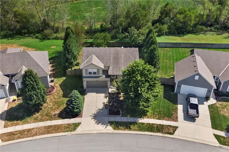 1433 Glen Drive, Louisburg, KS 66053 - #3