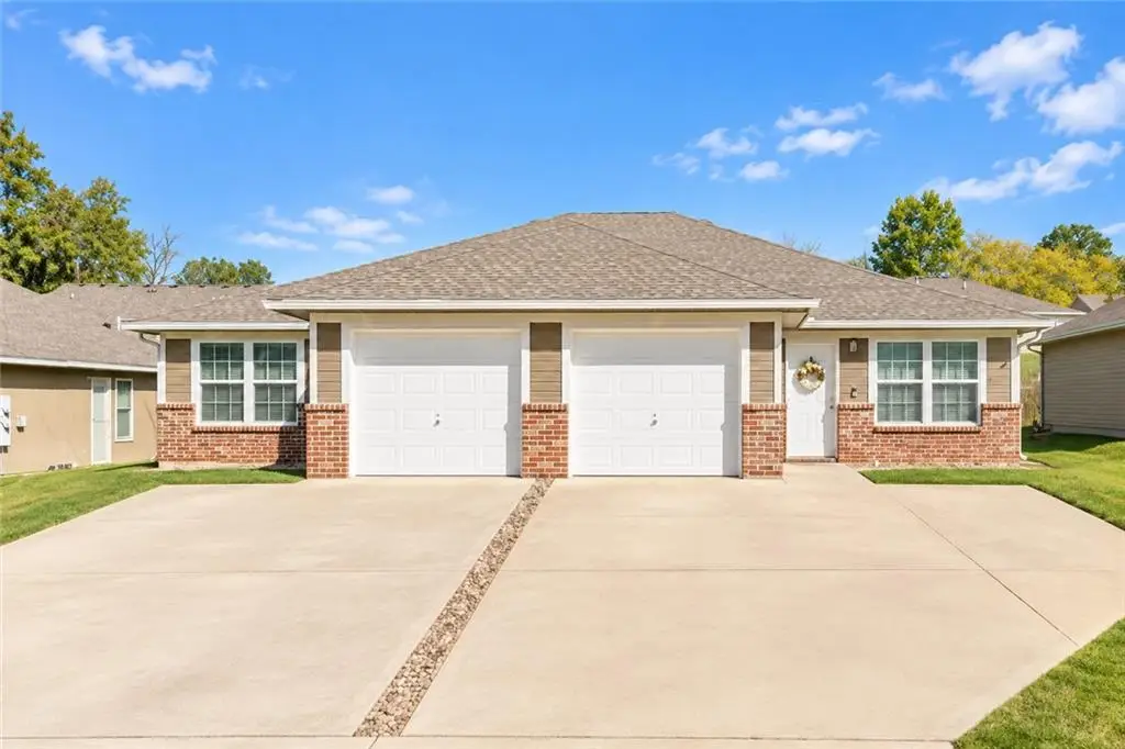 609 W Market Street, Warrensburg, MO 64093 - #1